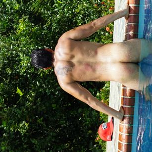 Model - Dave Soldier ass