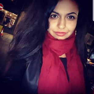 Model - Miriam bigass