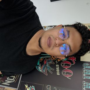 Model - Frank Efron masturbation