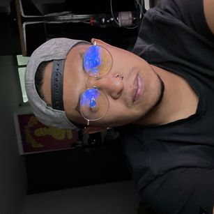 Model - Frank Efron taboo