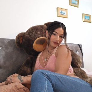 Model - jennyhotts hardcock