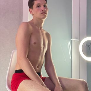 Model - PinkRabbit cum