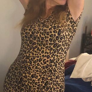 Model - Pebbles squirt