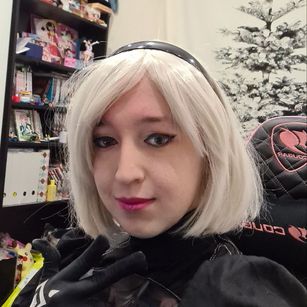 Model - TheTrixy fetish