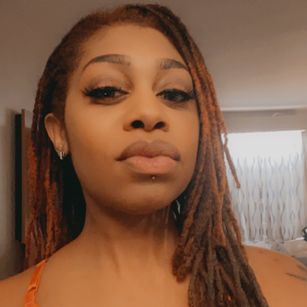 Model - GoddessApryllReign humiliation