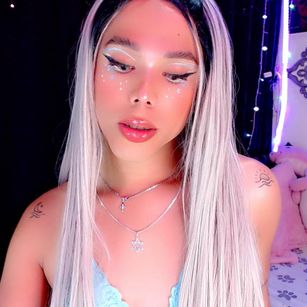 Model - kailysmith nicefeet