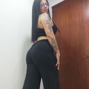 Model - Danni Jones love