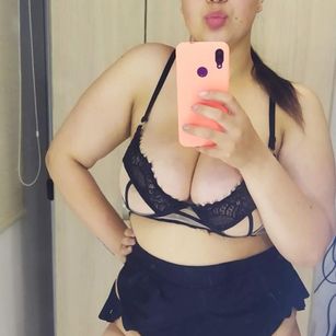 Model - helga fucktits