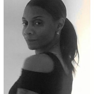 Model - Natural Beauty Ebony