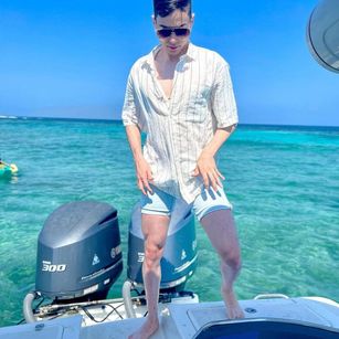 Model - daniel horse gay