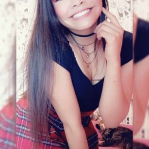 Model - melissa flexible