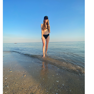 Model - Sweetkiss4u girl