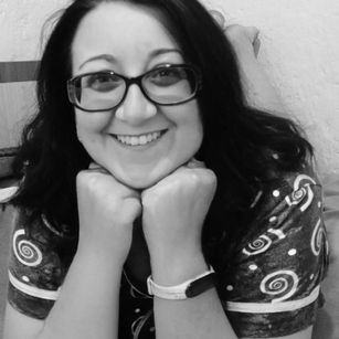 Model - AnnaGold dirtytalk