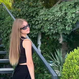 Model - Mila Azul roleplay