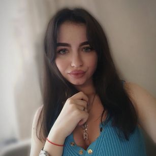 Model - Emilia girlfriend