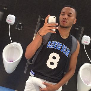 Model - MikeEnzo ebano