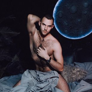 Model - Deckard Webb chat