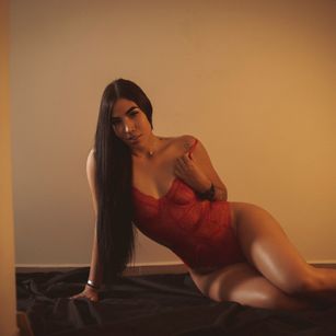 Model - Julieta Page NEW SKYPE ID heels