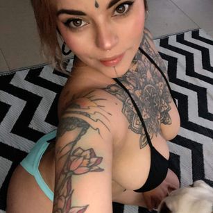 Model - Fe SuicideGirls feet