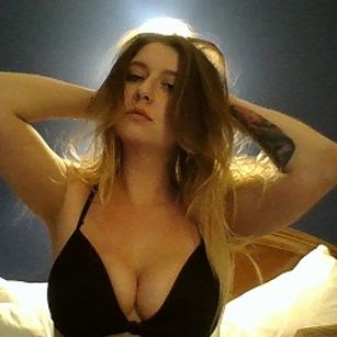 Model - Layla Lush dominatrix