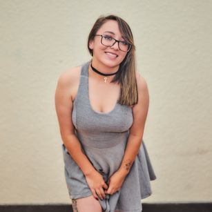 Model - cassy_sweet_cheeks striptease