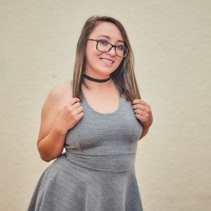 Model - cassy_sweet_cheeks striptease