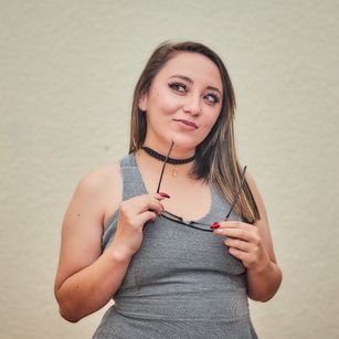 Model - cassy_sweet_cheeks striptease