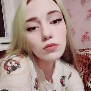 Model - MonaLissa Hot