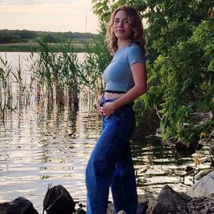 Model - MonaLissa sweet