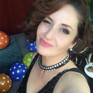 Model - Ariel bigboobs