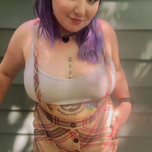 Model - Lexi Khaos fetish