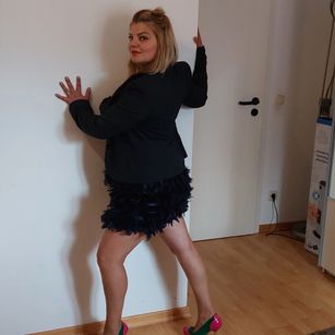 Model - LeahSwain dirtytalk