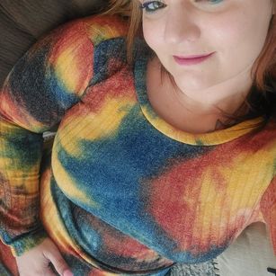 Model - Shannon Smokes curvy