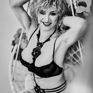 Model - LolaHornyXXX latex