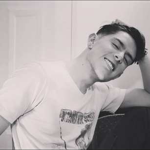 Model - Luca Dick dominant