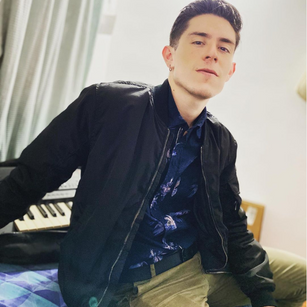 Model - Luca Dick Hot