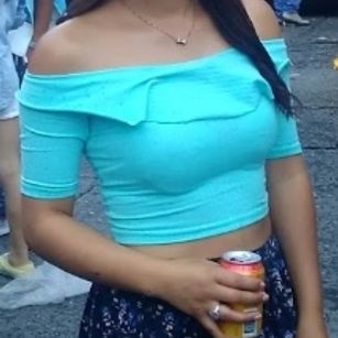 Model - tania mora divertida