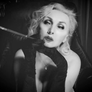 Model - NightBeauty joi