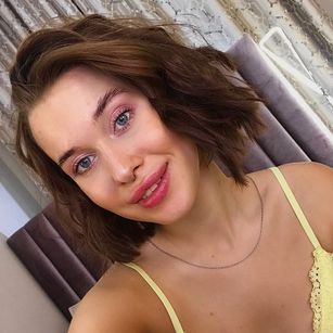 Model - Mia deepthroat