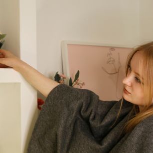 Model - Britney Blush fetish