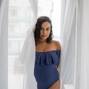 Model - Mariana Lins sexy