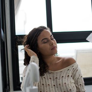 Model - Mariana Lins bigtits