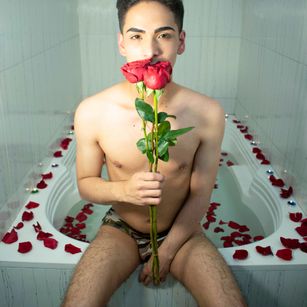 Model - aodaboy blowjob