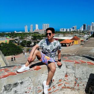 Model - aodaboy young