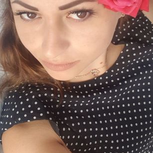 Model - Jina striptease