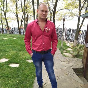 Model - Bad Couple For You blowjob