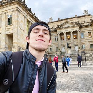 Model - Luca Dick dominant