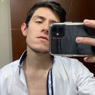 Model - Luca Dick top