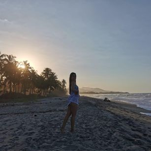 Model - Sarah Coleman shaved