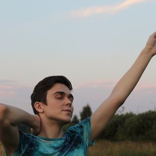 Model - Oscar bigass